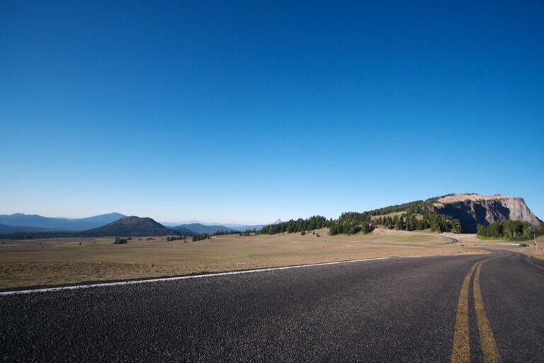 Rim Drive Scenic Tour – Crater Lake National Park Guide